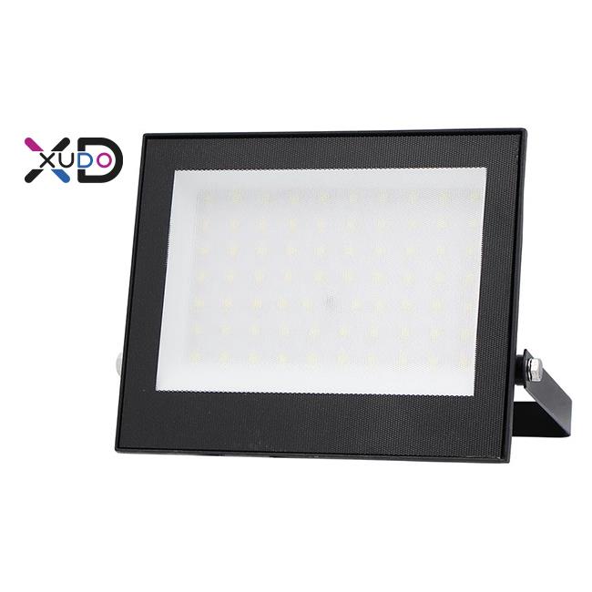 Naświetlacz LED SMD Mola 50W 4500K Czarny. 1 Naświetlacz LED SMD Mola 50W 4500K Czarny.