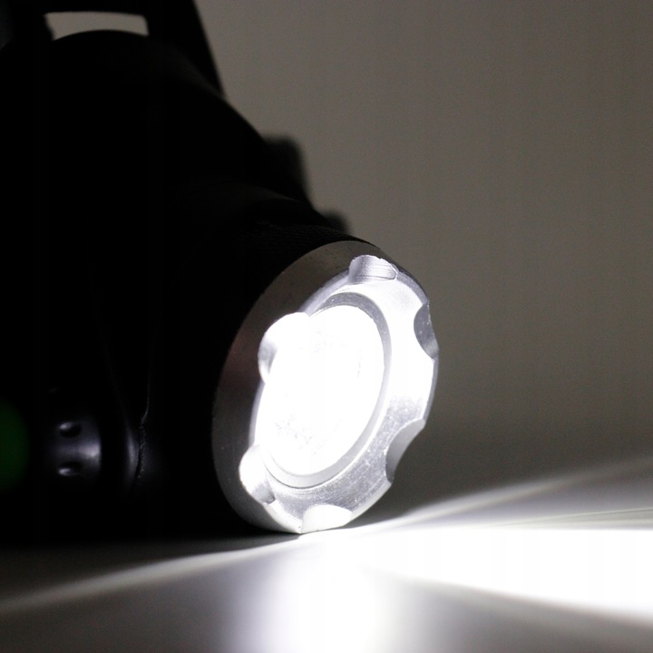 Mocna latarka czołowa LED akumlatorowa lampka reflektor na głowę czołówka 6 Mocna latarka czołowa LED akumlatorowa lampka reflektor na głowę czołówka - obrazek 6