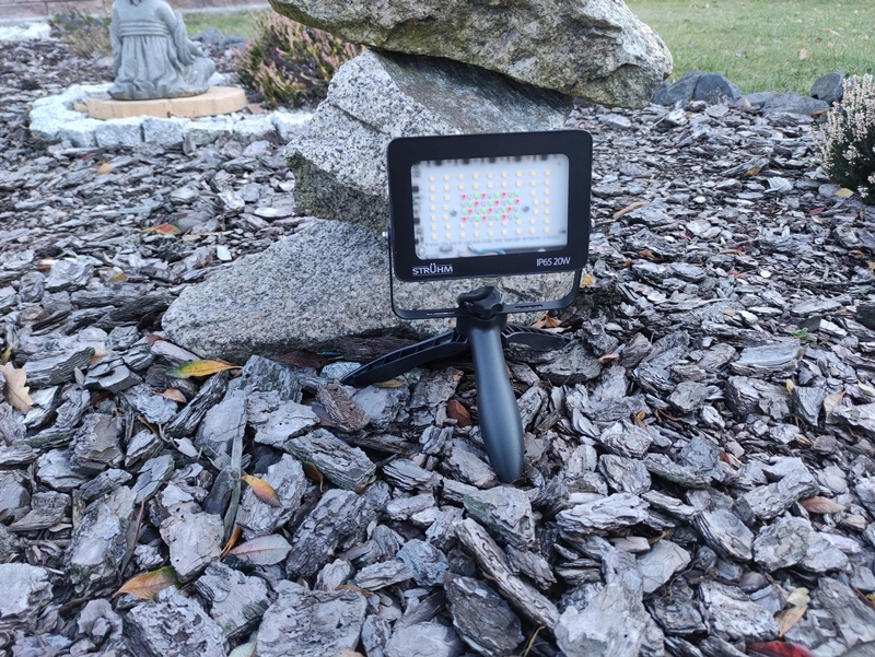 Statyw do naświetlaczy ogrodowych reflektorów LED 8 Statyw do naświetlaczy ogrodowych reflektorów LED - obrazek 8