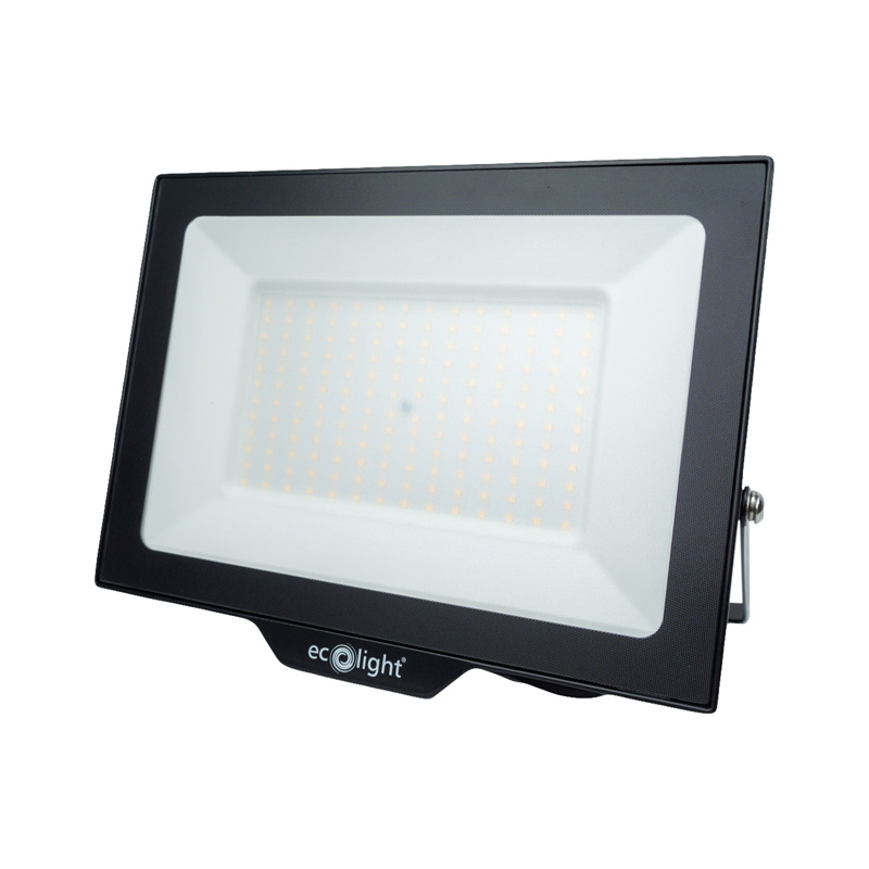 Naświetlacz LED nl-1 150w 3000k 13500lm IP65 1 Naświetlacz LED NL-1 150W 3000K 13500lm IP65 — oświetlenie LED