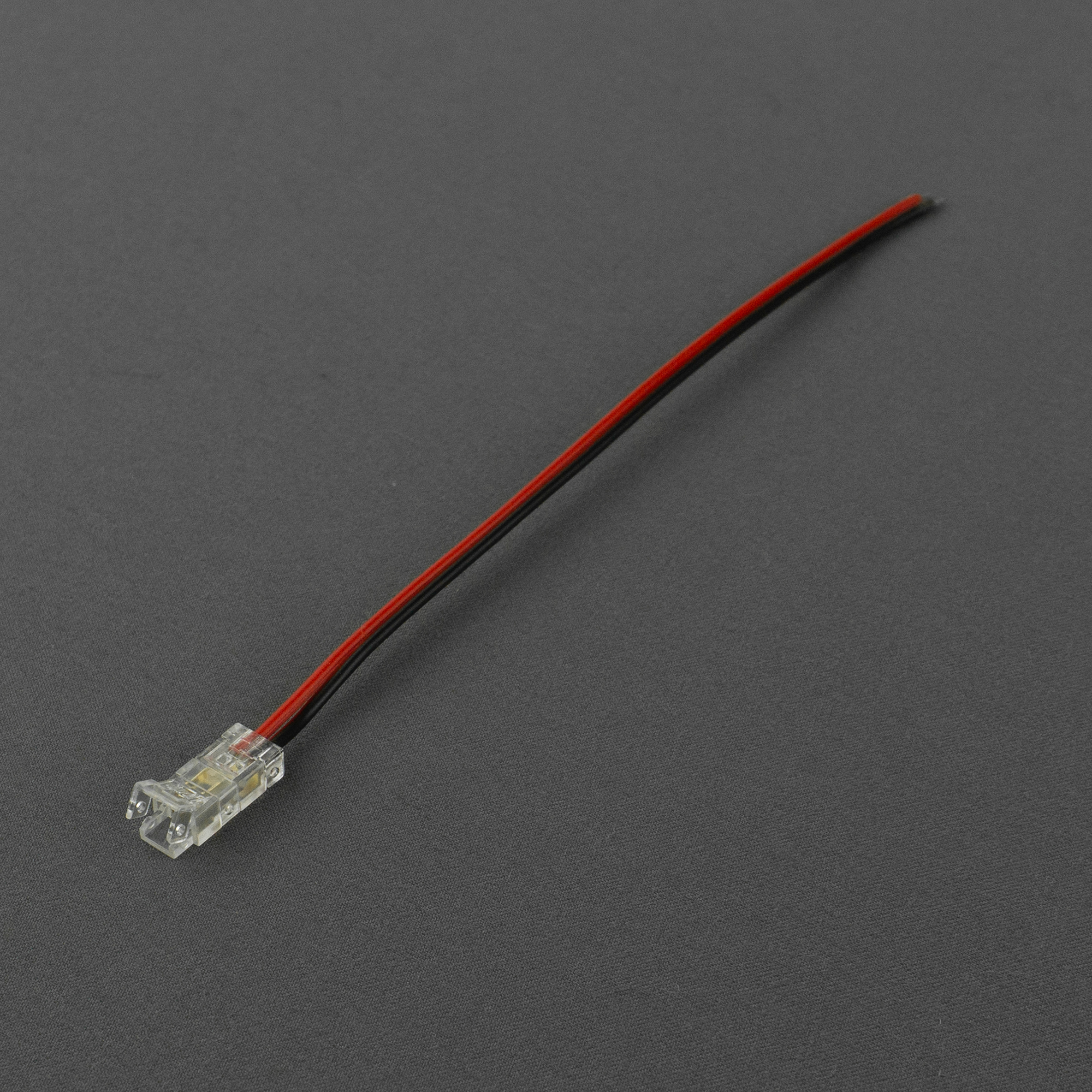 Złączka jednostronna z przewodem mono COB 5mm 1 Złączka jednostronna z przewodem MONO COB 5mm — oświetlenie LED